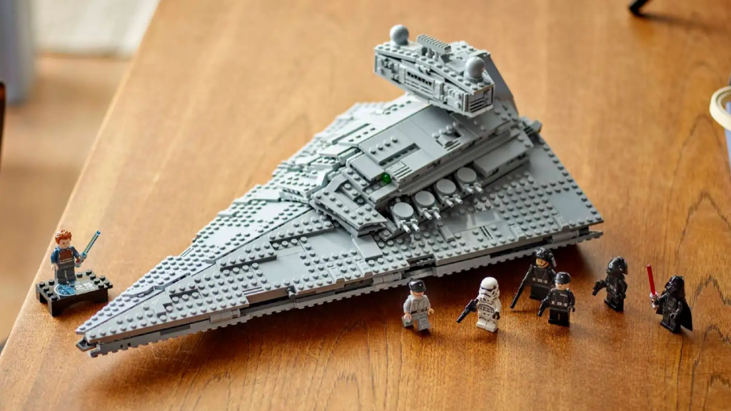 LEGO Star Wars 75394 Imperial Star Destroyer featured 2