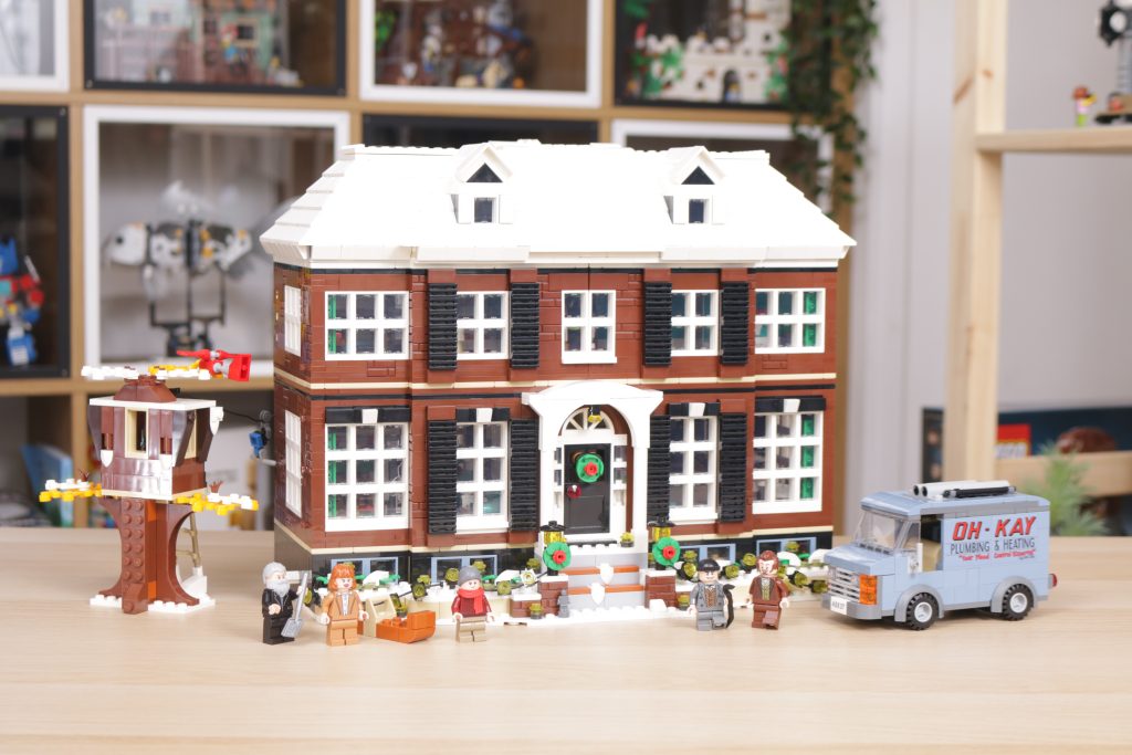 LEGO Ideas 21330 Home Alone review rebuild feature 1 1024x683