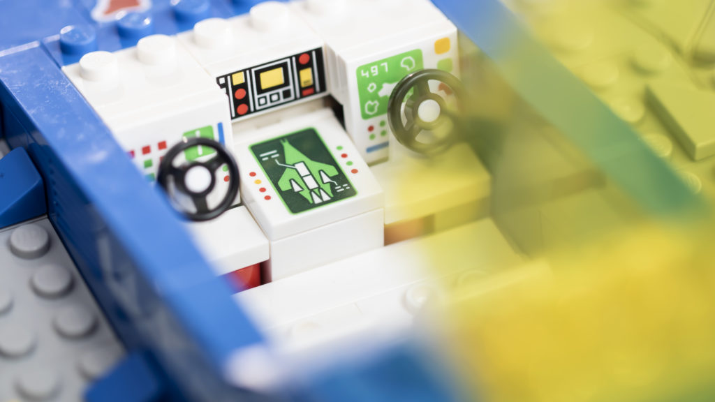 LEGO ICONS 10497 Galaxy Explorer 14 1024x576