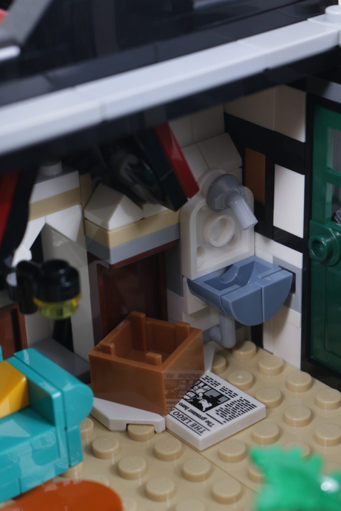 LEGO Icons 10350 Tudor Corner second review plus comparison with 10251 Brick Bank and 10270 Bookshop 70 683x1024