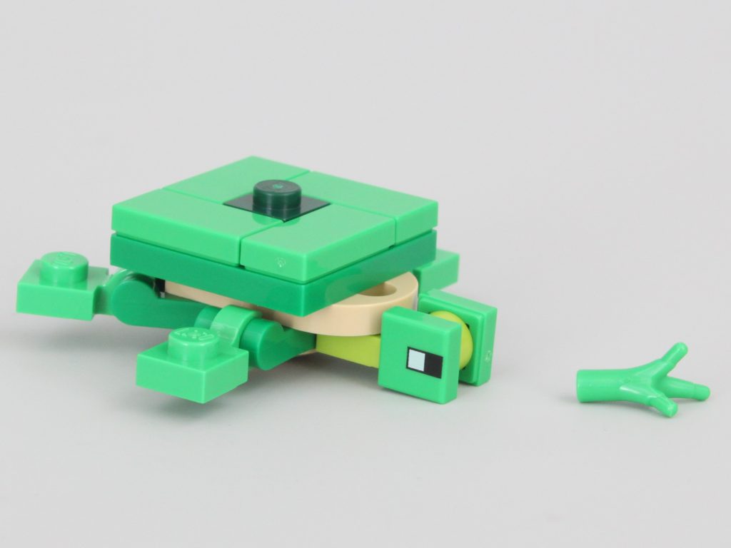 LEGO Minecraft 21254 The Turtle Beach House review 32 1024x768