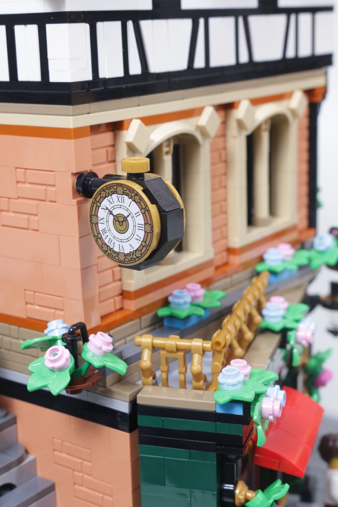 LEGO Icons 10350 Tudor Corner second review plus comparison with 10251 Brick Bank and 10270 Bookshop 74 683x1024
