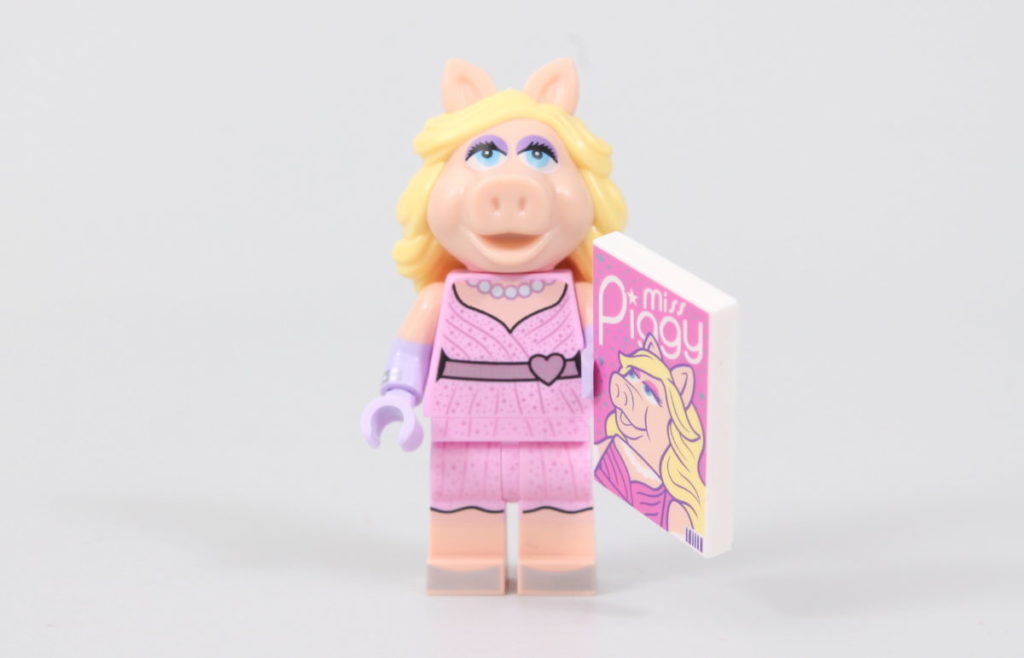 LEGO Collectible Minifigures 71033 The Muppets Miss Piggy 1 1024x658