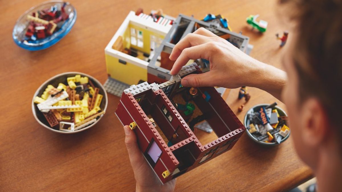 LEGO takes toilets from one extreme to another