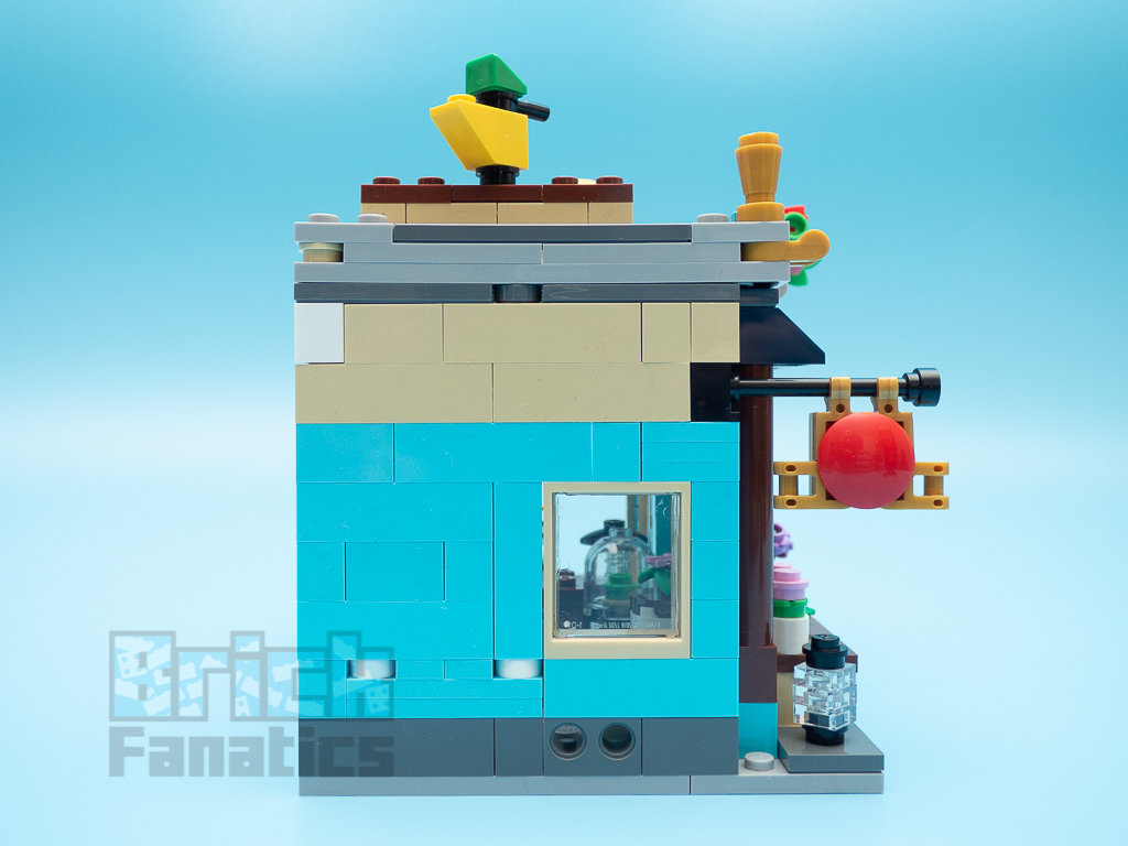 LEGO Creator 31105 Townhouse Toy Shop B 3