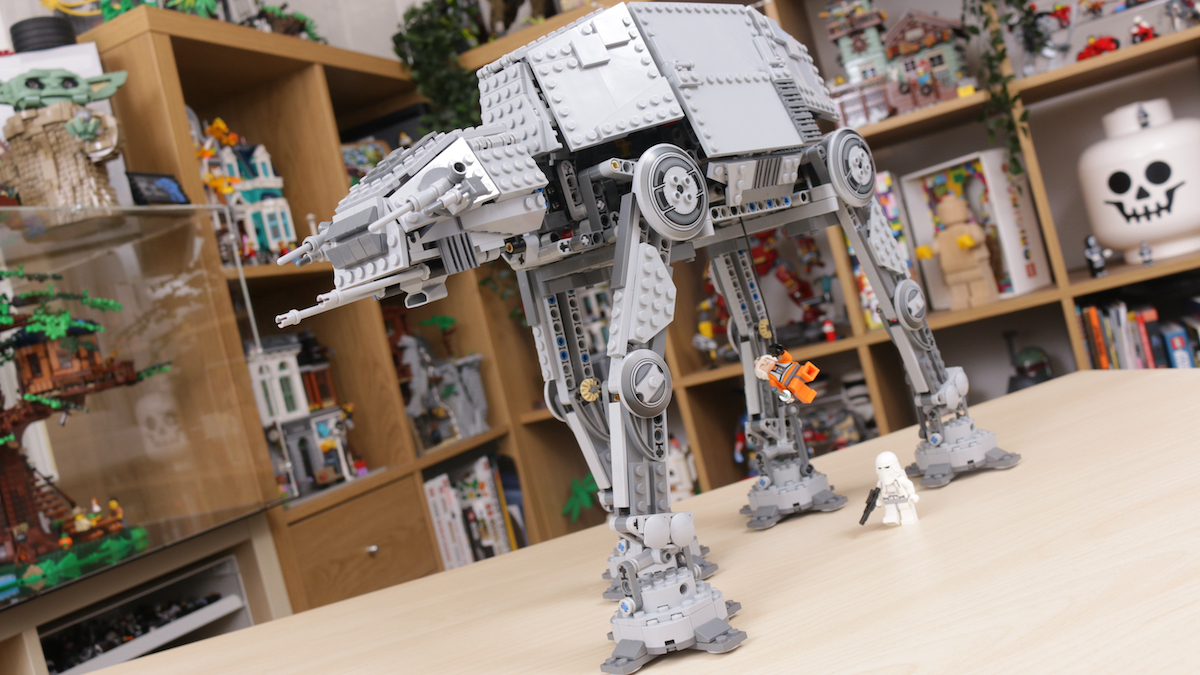 LEGO Star Wars 10178 Motorized Walking AT-AT review