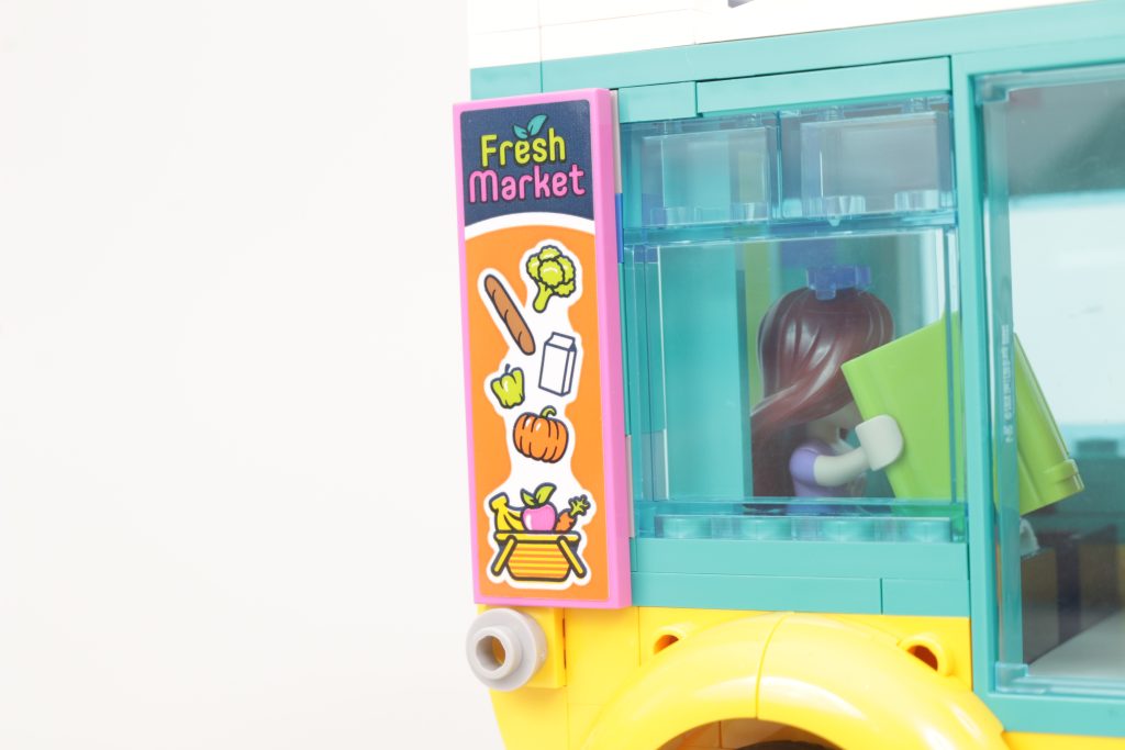 LEGO Friends 41759 Heartlake City Bus review 16 1024x683