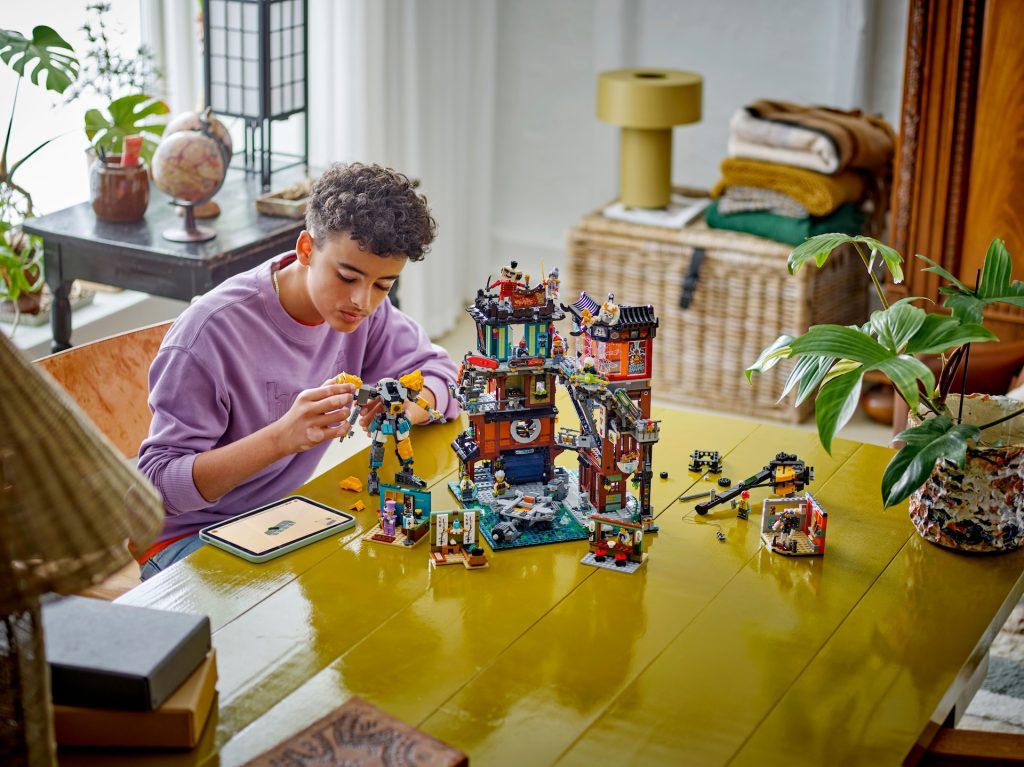 LEGO NINJAGO 71837 NINJAGO City Workshops 35 1024x767