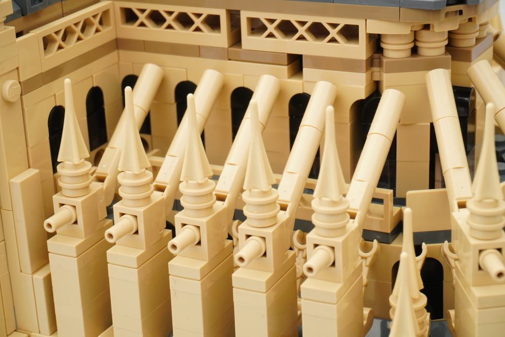LEGO Architecture 21061 Notre Dame de Paris review 43 1024x683