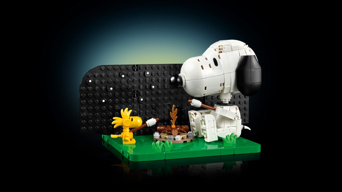 LEGO Ideas 21368 Peanuts – Snoopys Doghouse 20 1200x675
