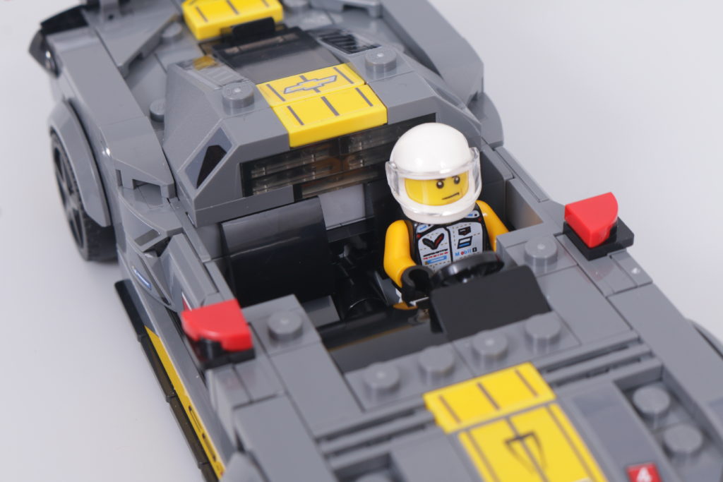 LEGO Speed Champions 76903 Chevrolet Corvette C8.R Race Car and 1968 Chevrolet Corvette review 25