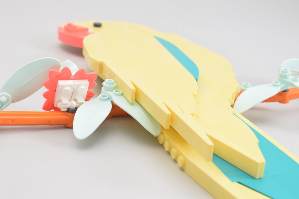 LEGO Art 31211 Macaw Parrots review 17 1024x683