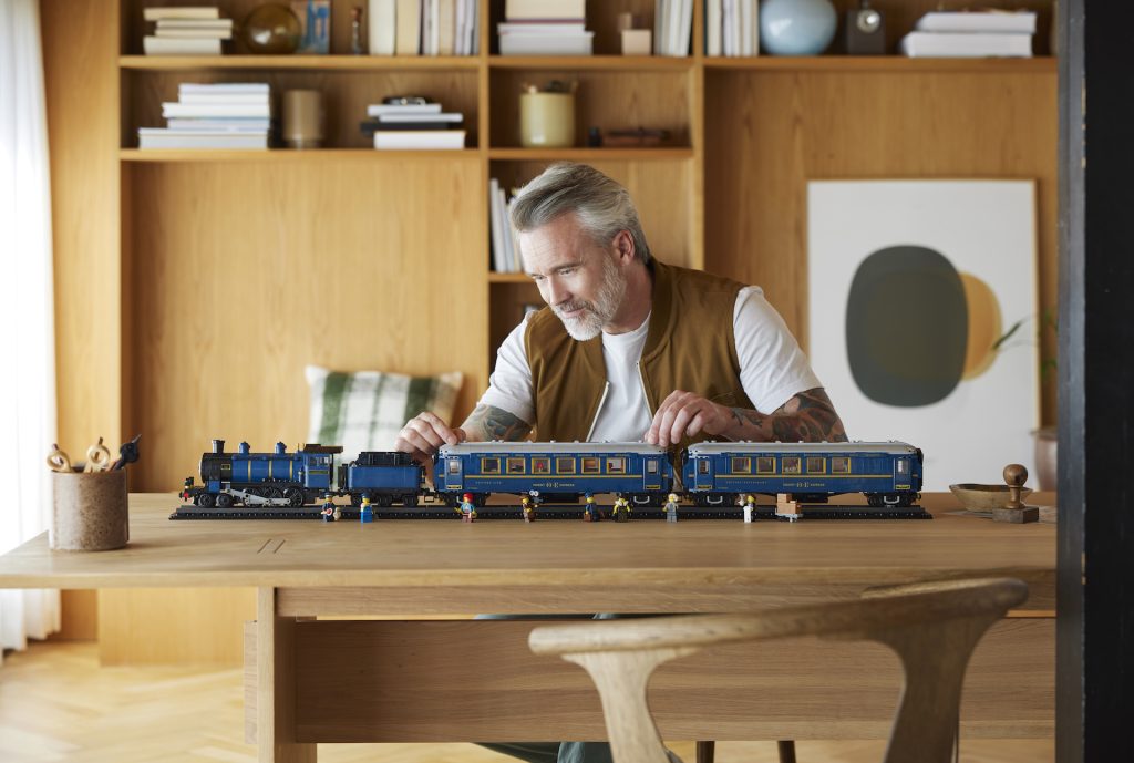 LEGO Ideas 21344 Orient Express 30 1024x689