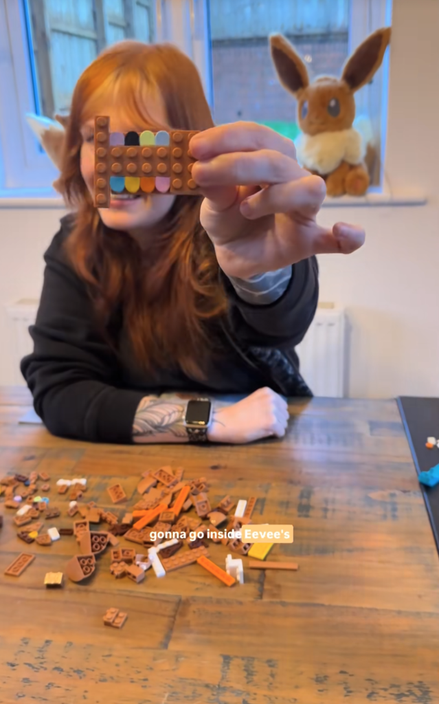 TIKTOK LEGO Pokemon 72151 Eevee hands on 1 639x1024