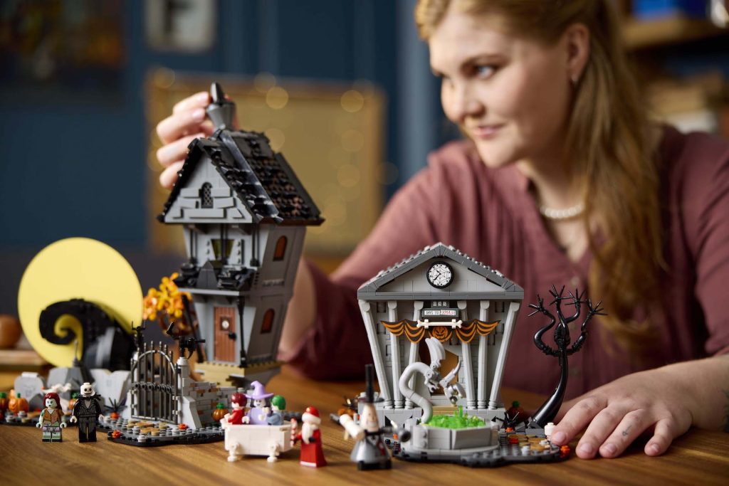 LEGO Ideas 21351 The Nightmare Before Christmas 27 1024x683