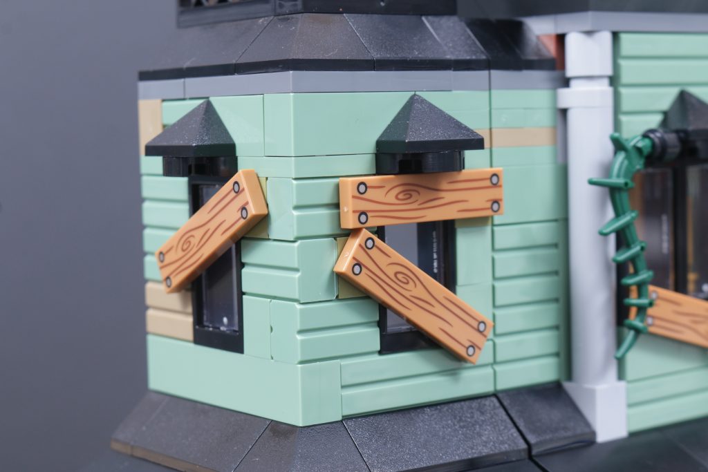 LEGO Creator 3 in 1 31167 Haunted Mansion review 9 1024x683
