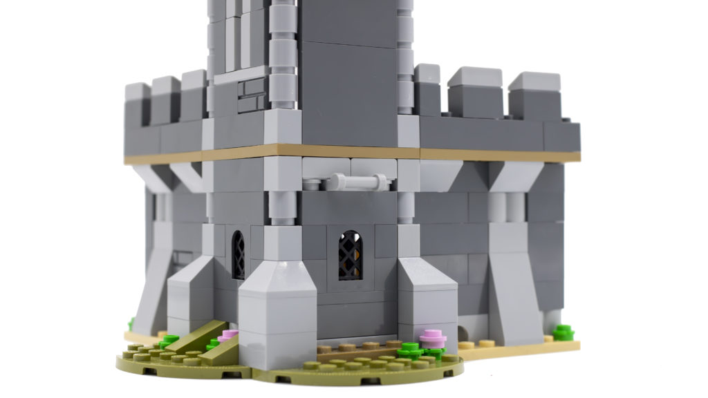 LEGO Creator 3 in 1 Medieval Castle 31120 38