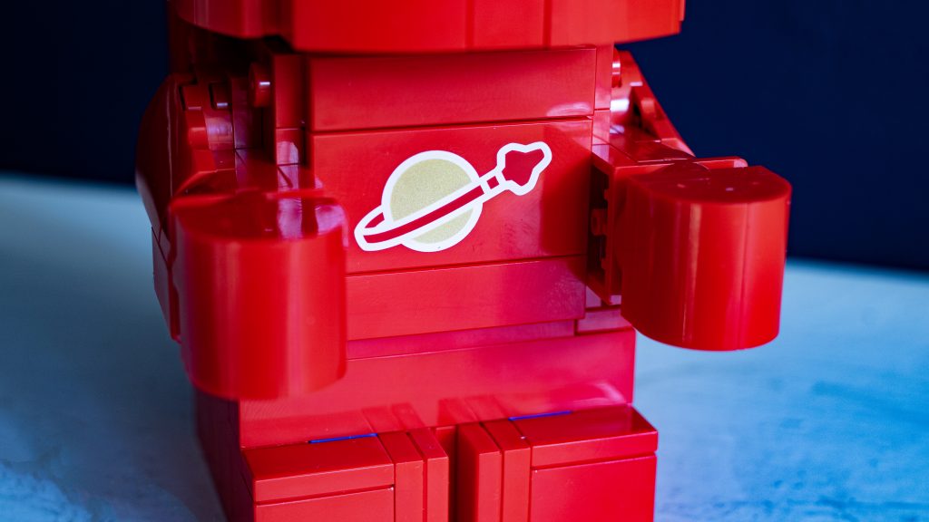 MG 8714Lego 40767 Up Scaled Baby Astronaut 2 1024x576