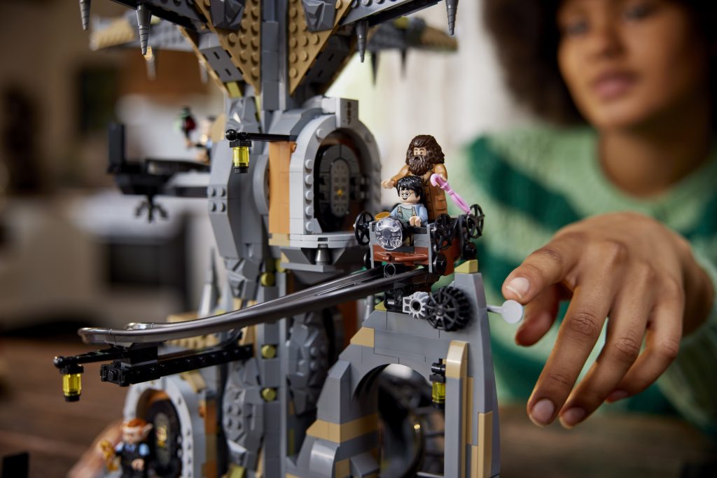 LEGO Harry Potter 76417 Gringotts Bank 13 1024x683
