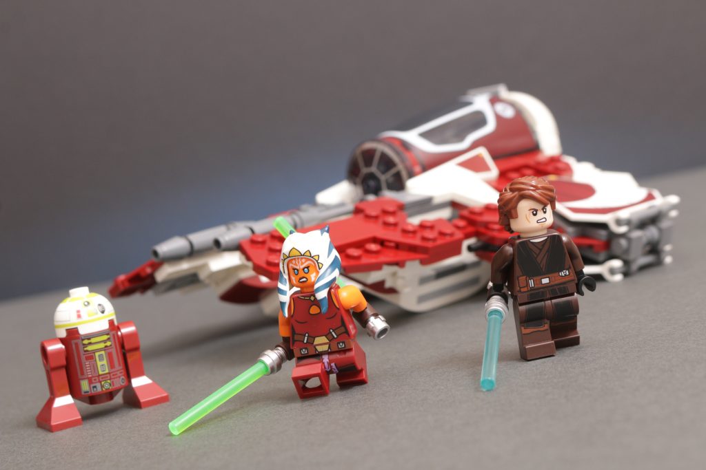 LEGO Star Wars 75401 Ahsokas Jedi Interceptor review 35 1024x683