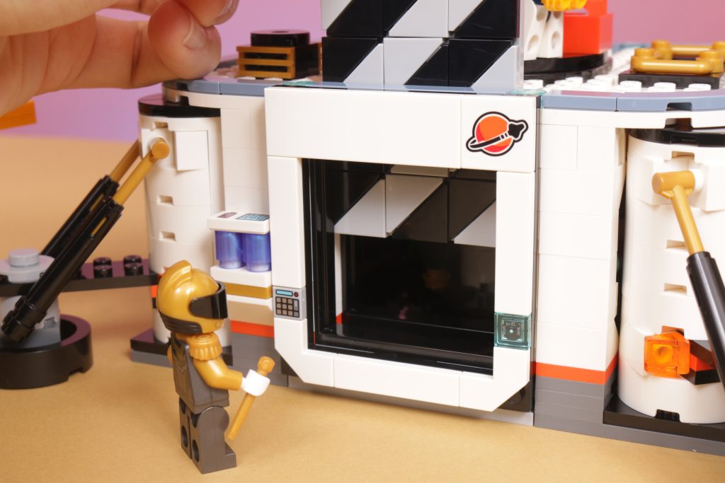 LEGO City 60434 Space Base and Rocket Launchpad review 17 1024x683