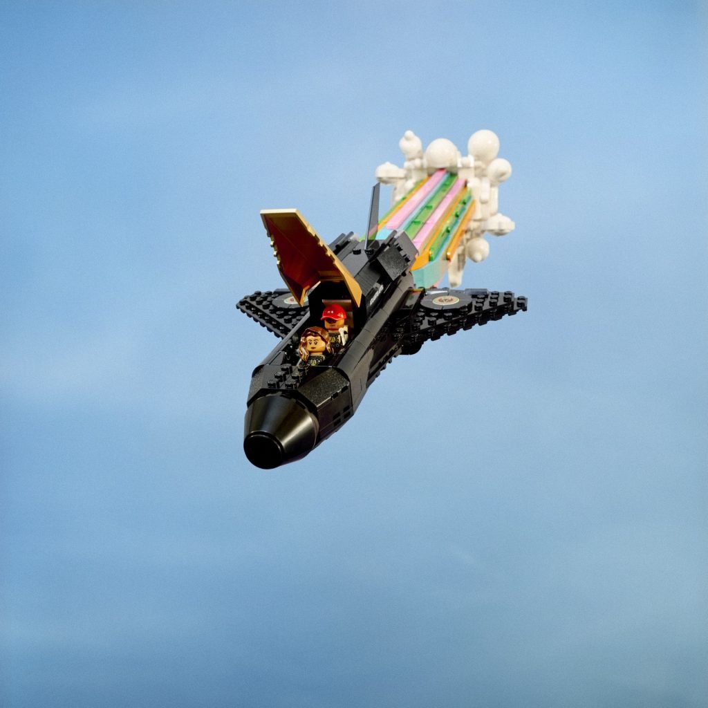 LEGO Icons 10391 Over the Moon with Pharrell Williams 5 1024x1024