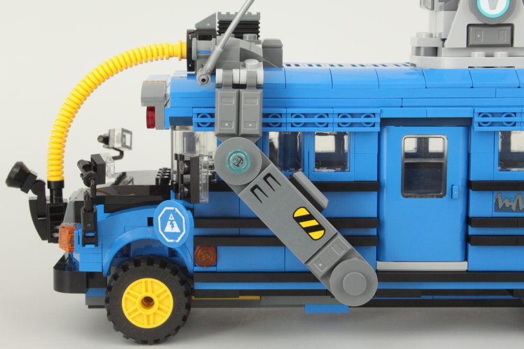 lego fortnite 77073 battle bus review 12 1024x683