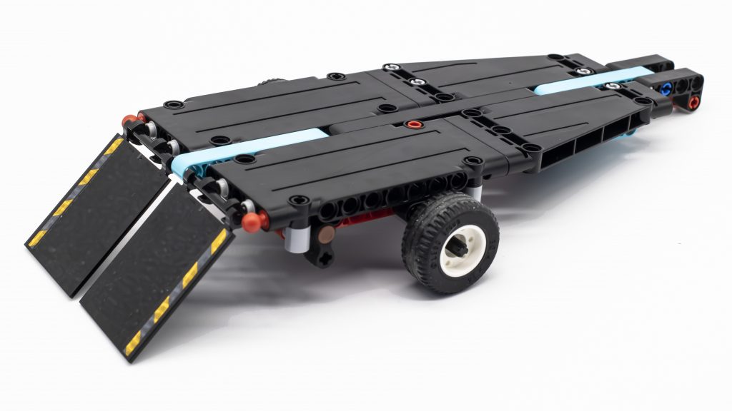 LEGO Technic Stunt Show Truck and Bike