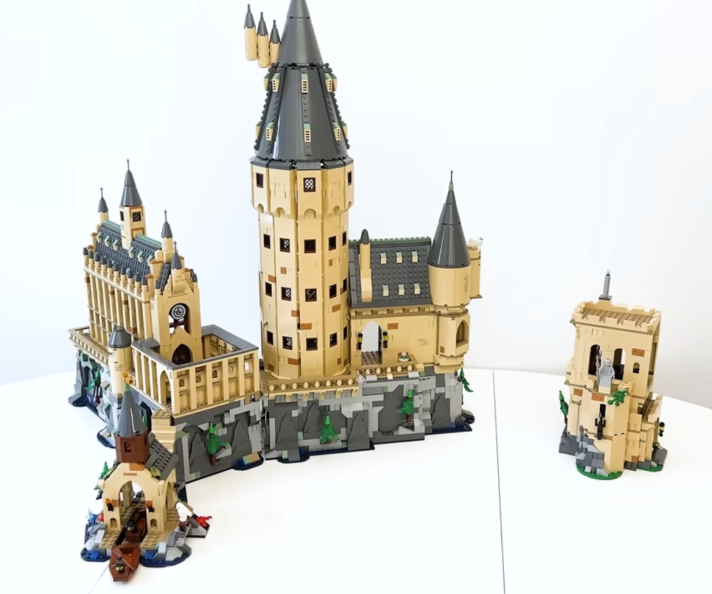 LEGO Harry Potter Hogwarts Castle in full 3 1024x854