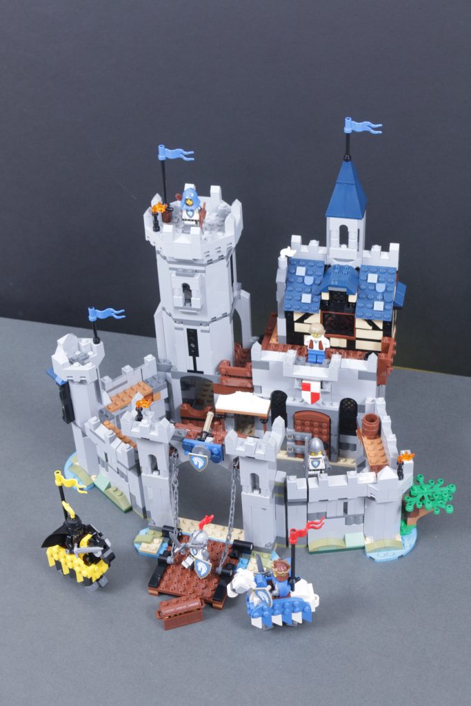 LEGO Creator 3 in 1 31168 Medieval Horse Knight Castle review 4 683x1024