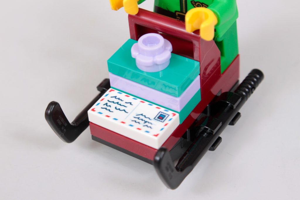 LEGO Winter Village 10339 Santas Post Office review 28 1024x683