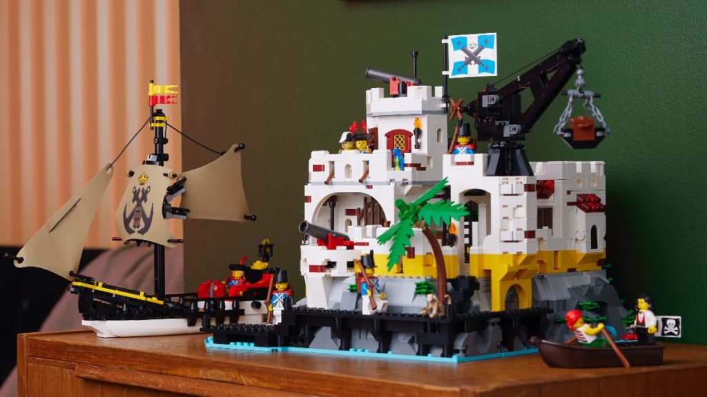 LEGO Icons 10320 Eldorado Fortress lifestyle featured 3 1024x576