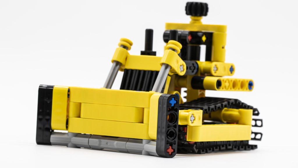 LEGO Technic 42163 Heavy Duty Bulldozer 1 1 1024x576