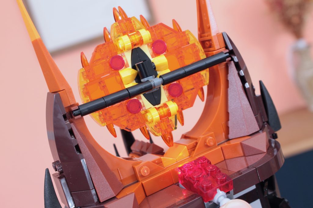 LEGO Icons 10333 The Lord of the Rings Barad dur Eye of Sauron 2