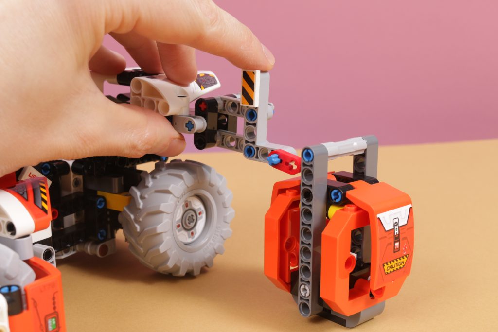 LEGO Technic 42178 Surface Space Loader review 30 1024x683