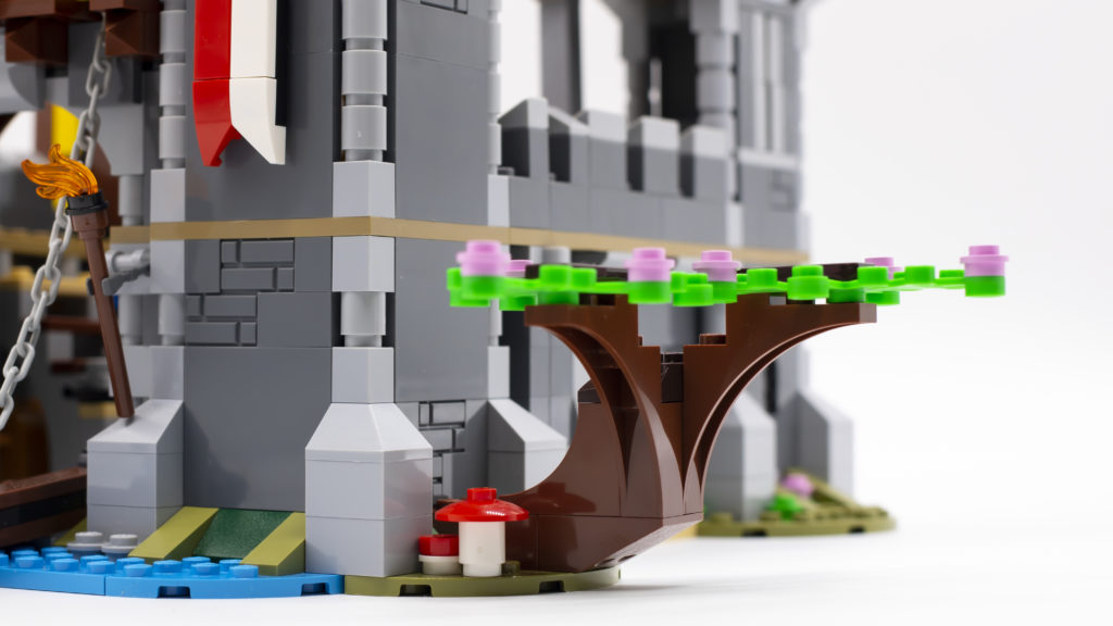LEGO Creator 3 in 1 Medieval Castle 31120 65