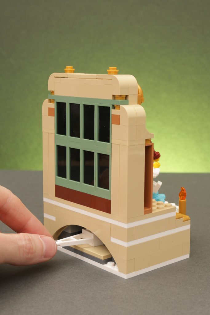 LEGO 40701 Ballerina Nutcracker Scene gift with purchase review 4 683x1024