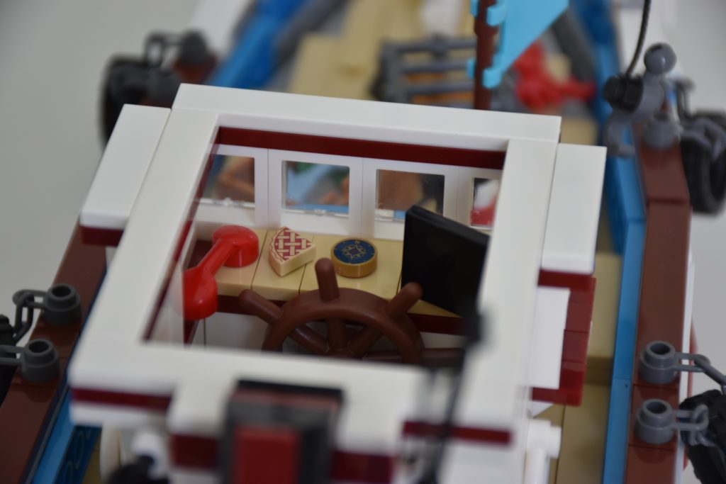 LEGO BrickLink Designer Program Great Fishing Boat 2