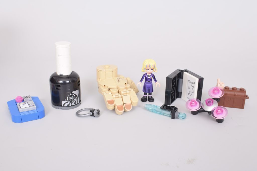 LEGO Wednesday Things Apartment review 23 1024x683