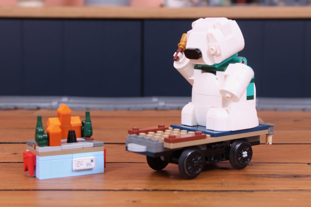 LEGO Winter Village 10361 Holiday Express Train review 13 1024x683