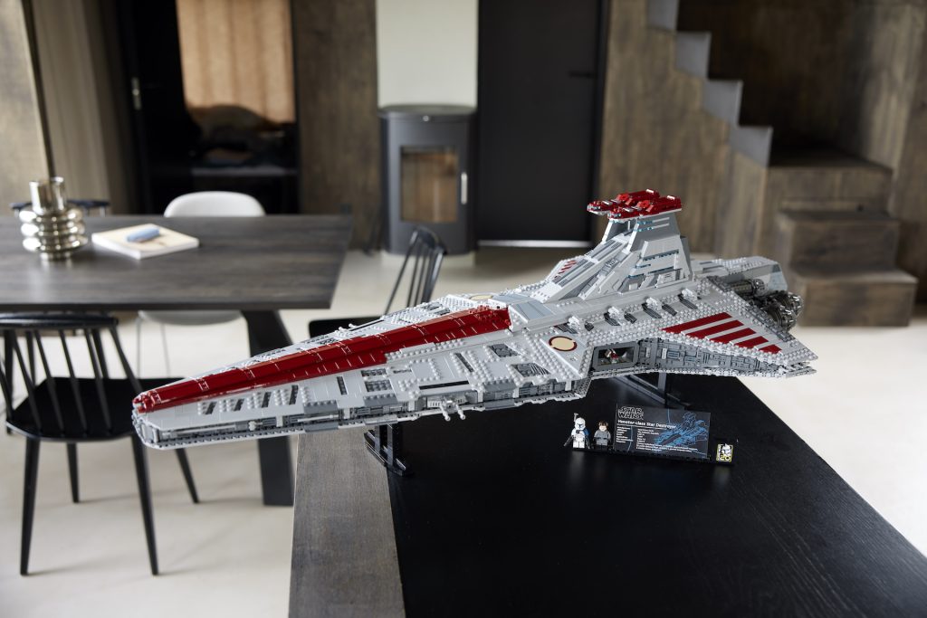 LEGO Star Wars 75367 Venator Class Republic Attack Cruiser 14 1024x683