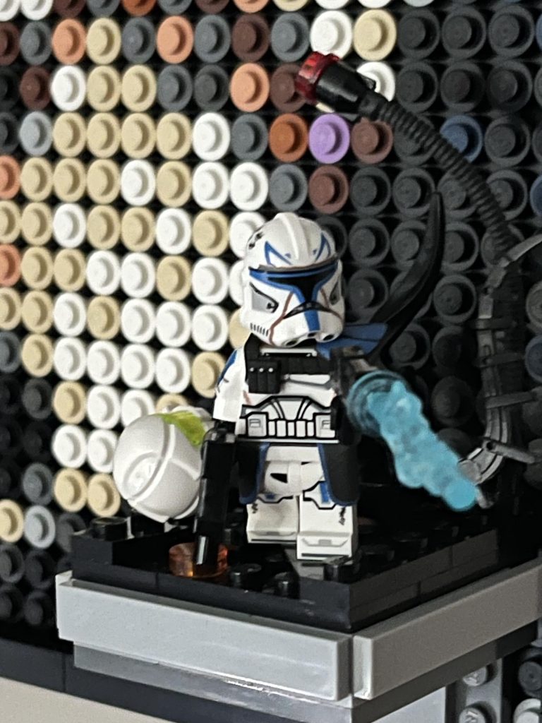lego 31205 alternate builds with minifigure display LazzConJr 3 768x1024