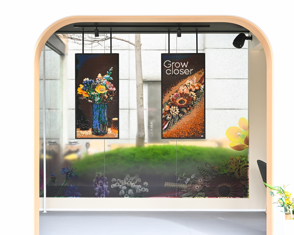 lego botanical collection cafe 1