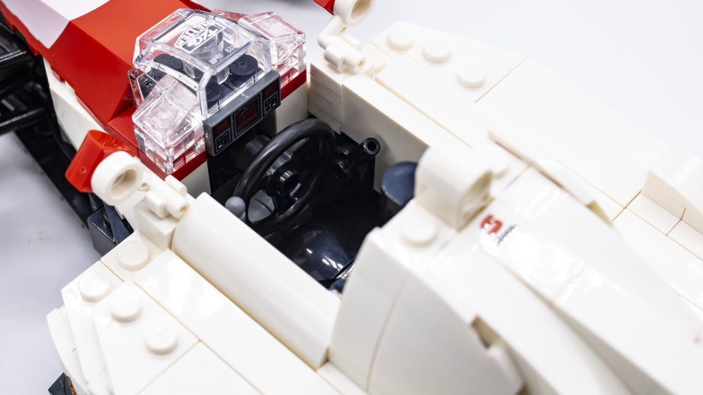 LEGO Icons 10330 McLaren MP4 Ayrton Senna 22 1024x576