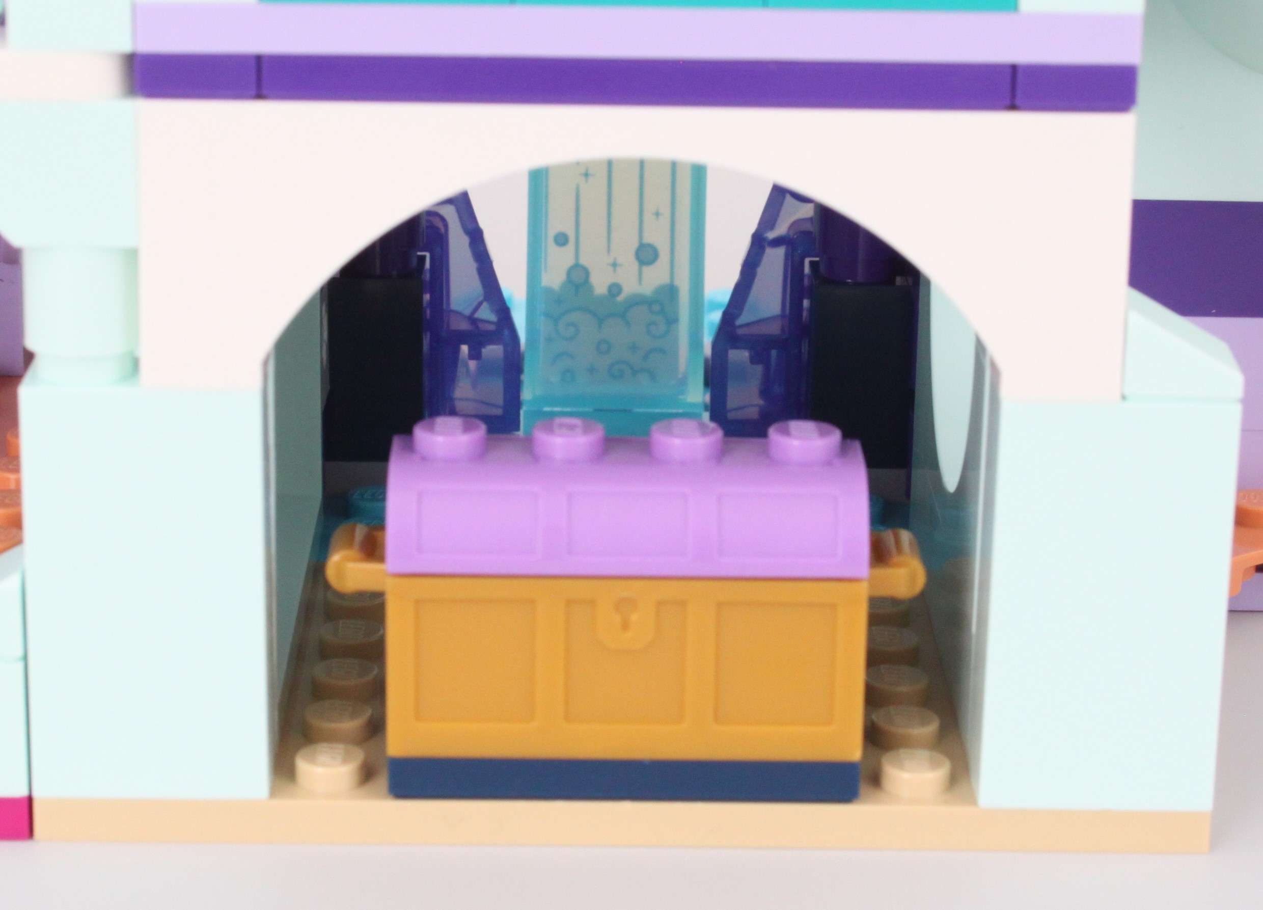 LEGO Disney 43215 The Enchanted Treehouse review 29