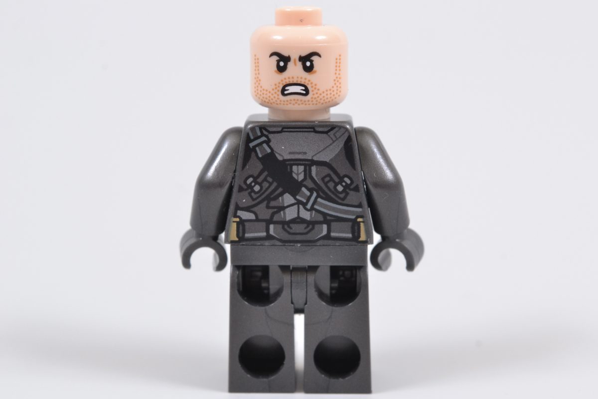 LEGO DC 76331 Batman V Superman Batmobile 20 1200x800