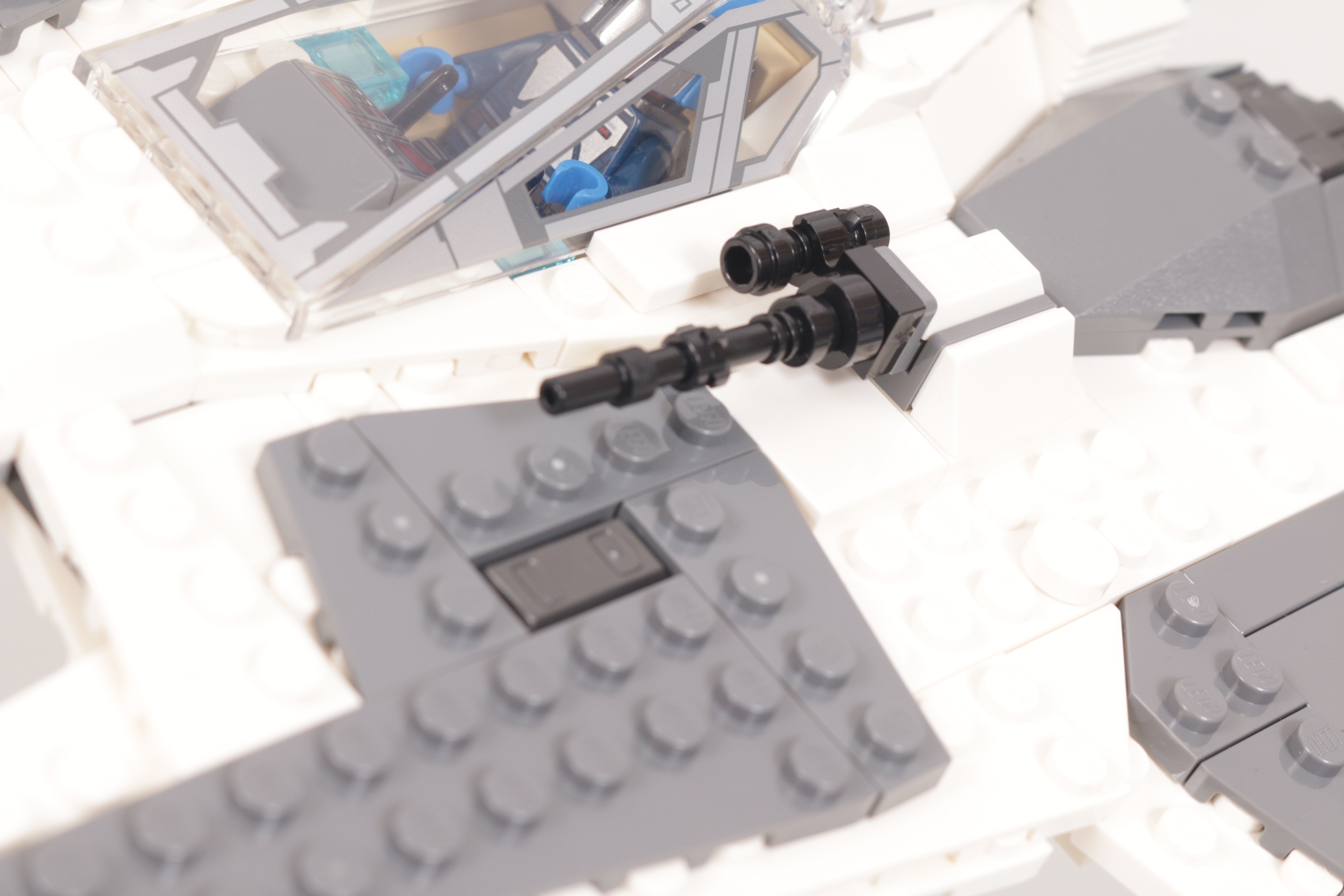 LEGO Star Wars 75348 Mandalorian Fang Fighter vs. TIE Interceptor review 33 scaled