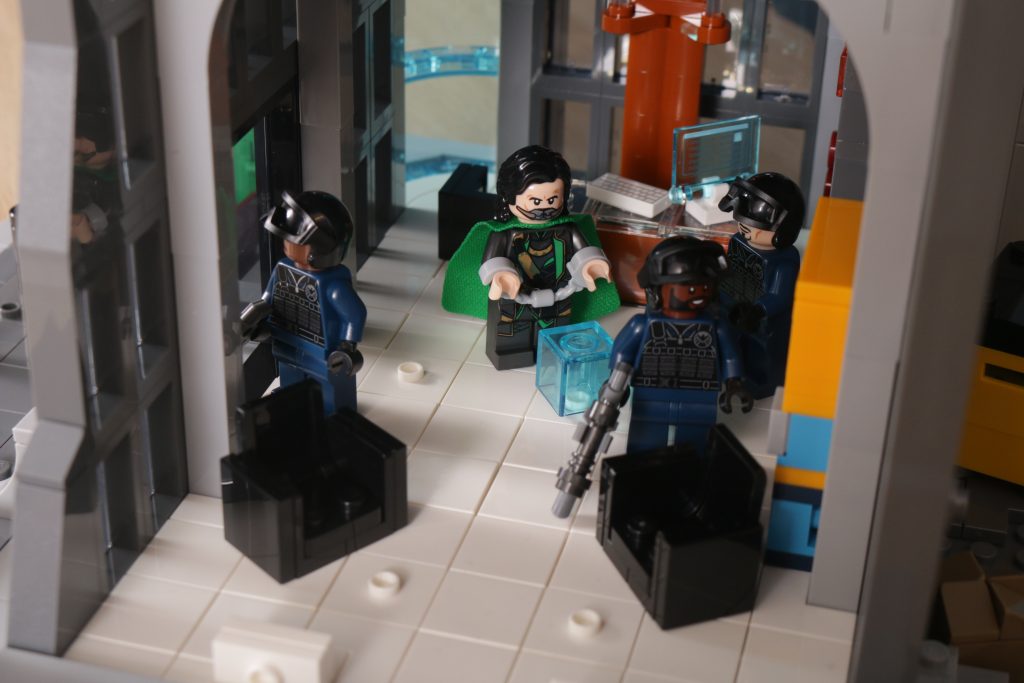 LEGO Marvel 76269 Avengers Tower review 63 1024x683