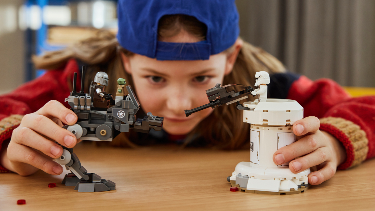 LEGO-Star-Wars-75444-AT-RT-Attack-featured